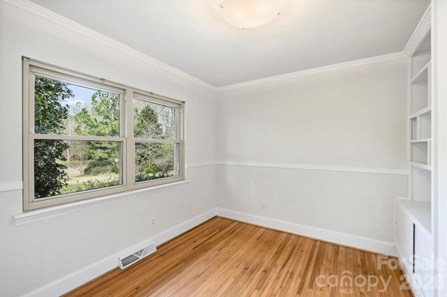 9436 Glen Brook Drive, Charlotte, NC 28215