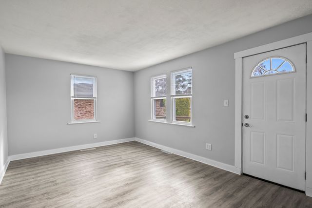 3614 Linneman Street, Glenview, IL 60025