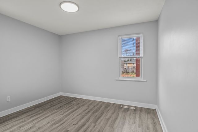 3614 Linneman Street, Glenview, IL 60025