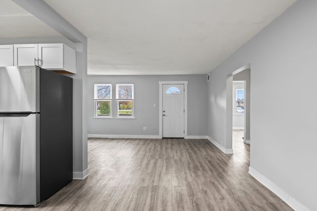 3614 Linneman Street, Glenview, IL 60025