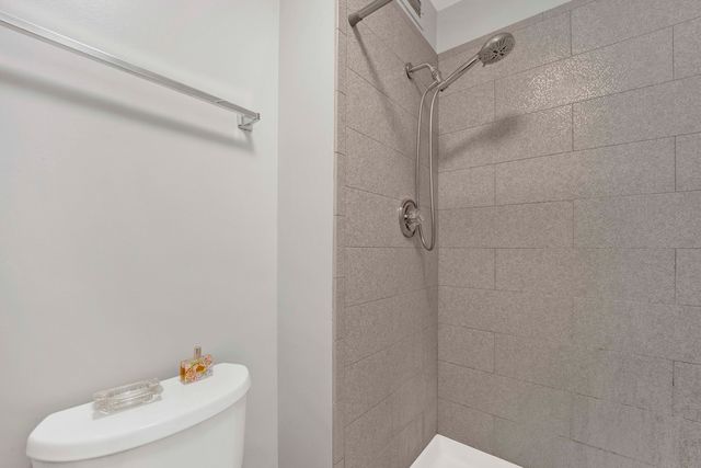 3150 N Sheridan Road 14A, Chicago, IL 60657