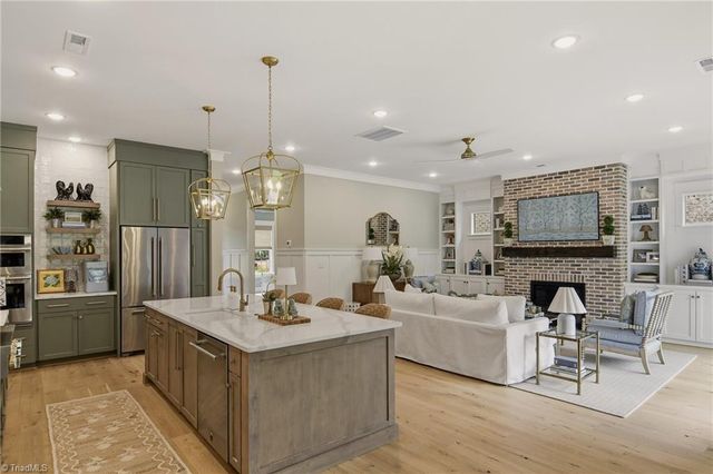 1181 Maple Chase Lane, Winston-salem, NC 27106