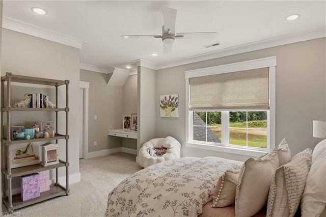 1181 Maple Chase Lane, Winston-salem, NC 27106