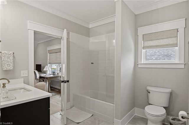 1181 Maple Chase Lane, Winston-salem, NC 27106