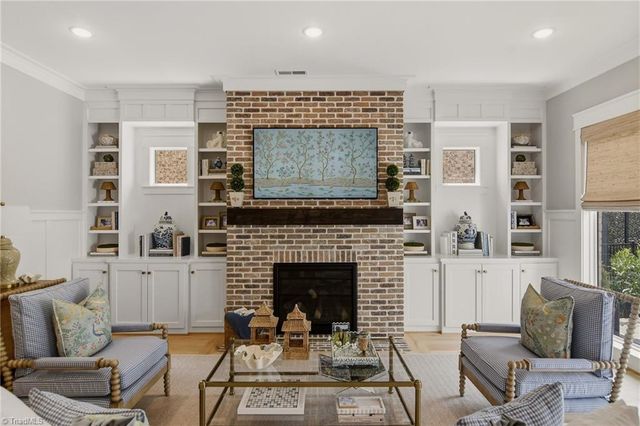 1181 Maple Chase Lane, Winston-salem, NC 27106
