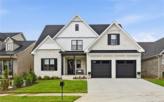 1181 Maple Chase Lane, Winston-salem, NC 27106