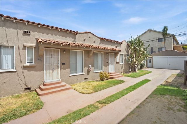 2472 Chestnut Avenue, Long Beach, CA 90806