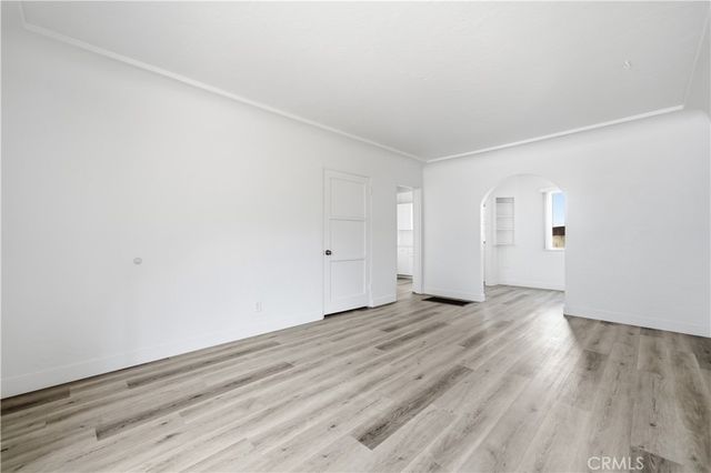 2472 Chestnut Avenue, Long Beach, CA 90806