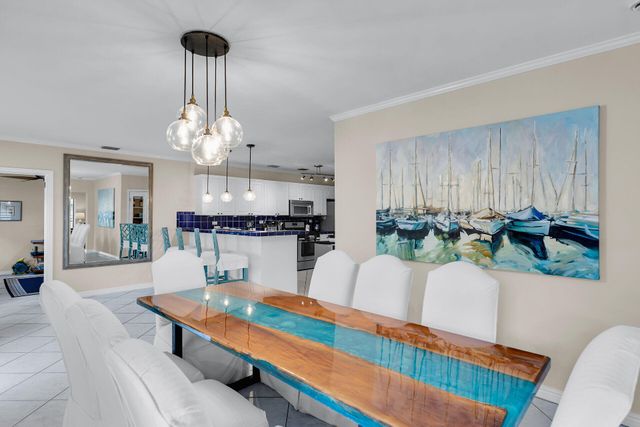 827 Eisenhower Drive, Key West, FL 33040