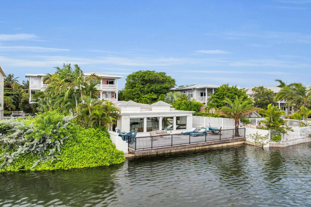 827 Eisenhower Drive, Key West, FL 33040