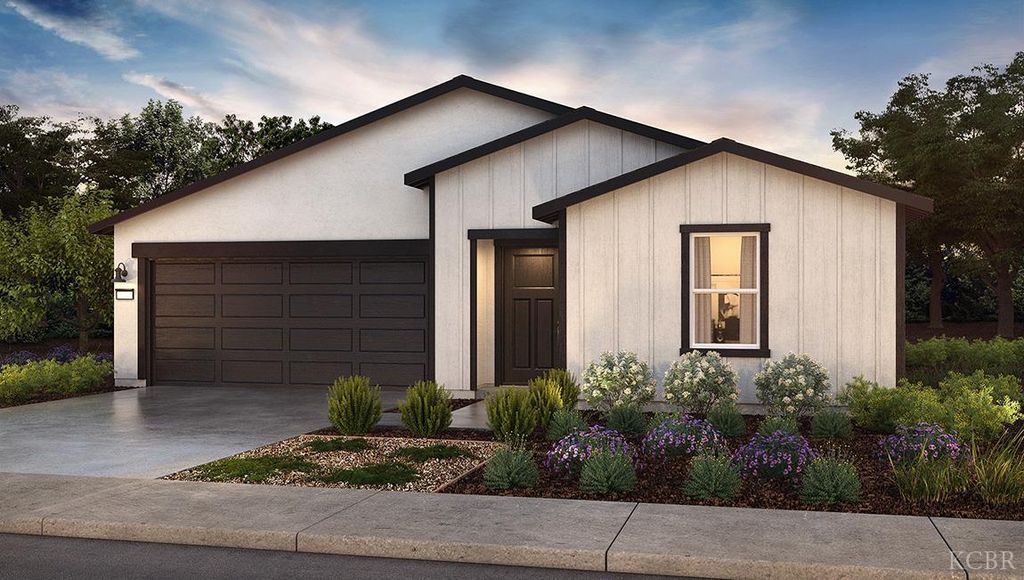 2225 Samuel Street, Hanford, CA 93230