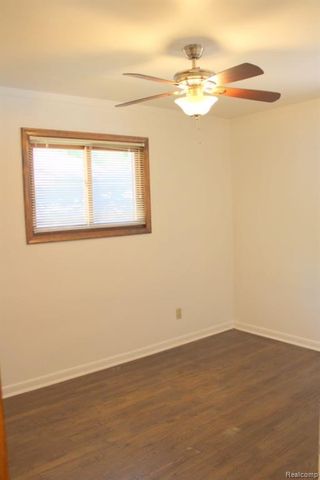 1554 London Avenue, Lincoln Park, MI 48146