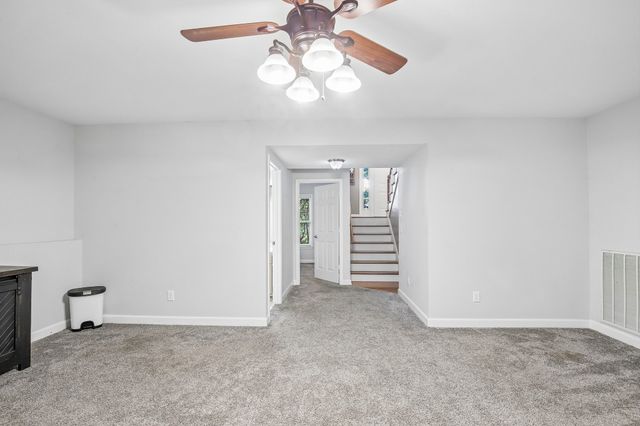 409 Sunset Ct, Hermitage, TN 37076