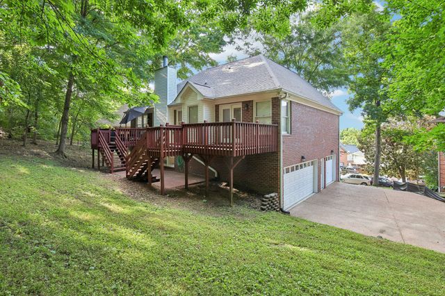 409 Sunset Ct, Hermitage, TN 37076