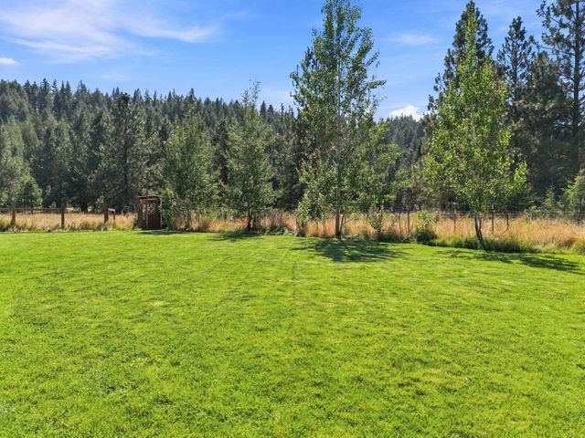 15325 W Charles Rd, Nine Mile Falls, WA 99026