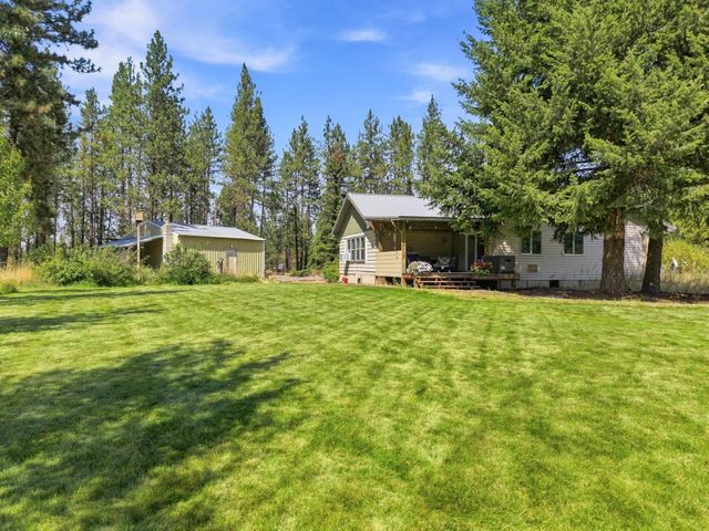 15325 W Charles Rd, Nine Mile Falls, WA 99026