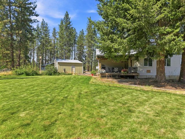 15325 W Charles Rd, Nine Mile Falls, WA 99026