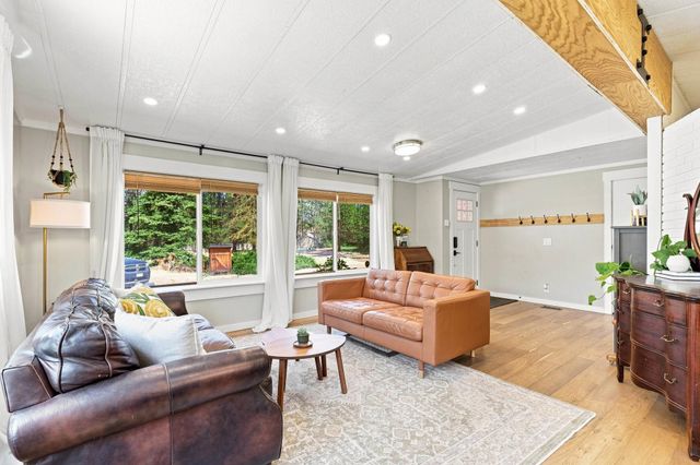 15325 W Charles Rd, Nine Mile Falls, WA 99026