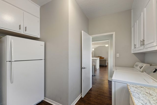 214 Lynnwood, Hattiesburg, MS 39402