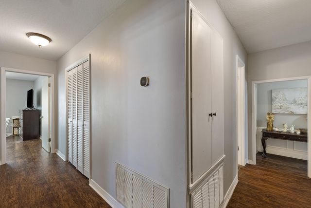 214 Lynnwood, Hattiesburg, MS 39402