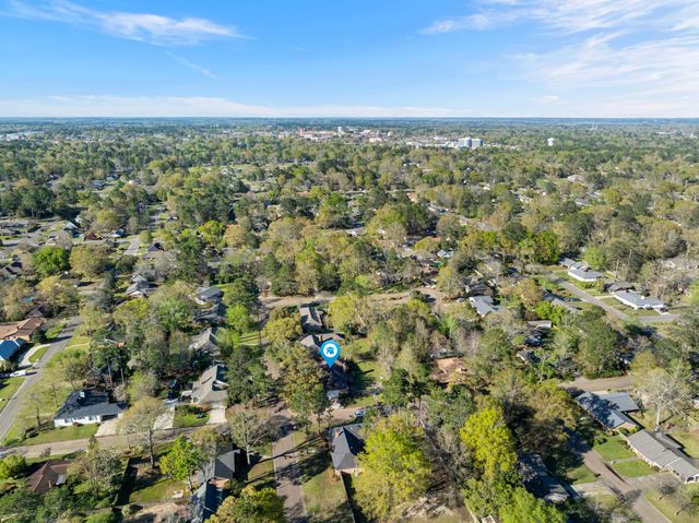 214 Lynnwood, Hattiesburg, MS 39402