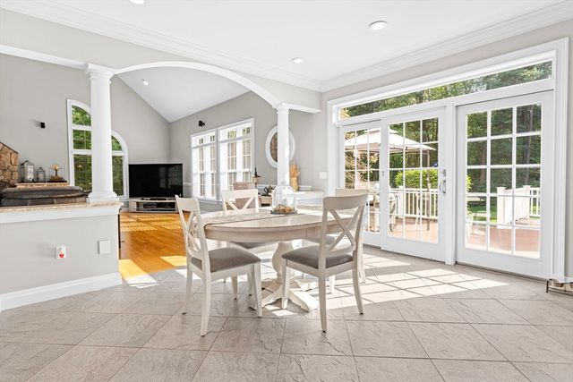 220 Berry St, Wrentham, MA 02093
