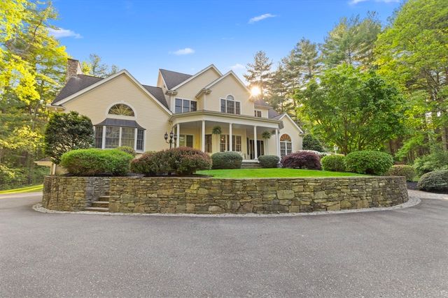220 Berry St, Wrentham, MA 02093