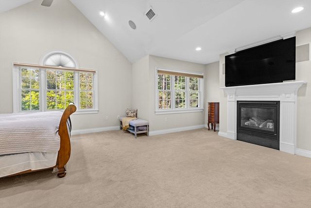 220 Berry St, Wrentham, MA 02093