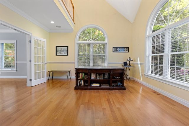 220 Berry St, Wrentham, MA 02093