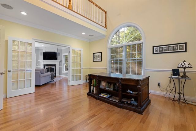 220 Berry St, Wrentham, MA 02093
