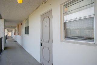 9230 Lagoon Pl 411, Davie, FL 33324