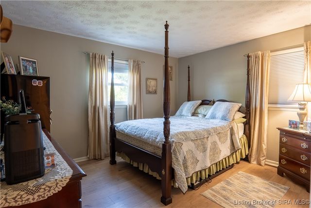 1062 E State Road 256, Austin, IN 47102