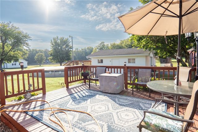 1062 E State Road 256, Austin, IN 47102