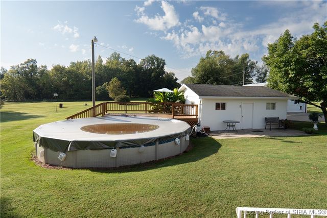 1062 E State Road 256, Austin, IN 47102