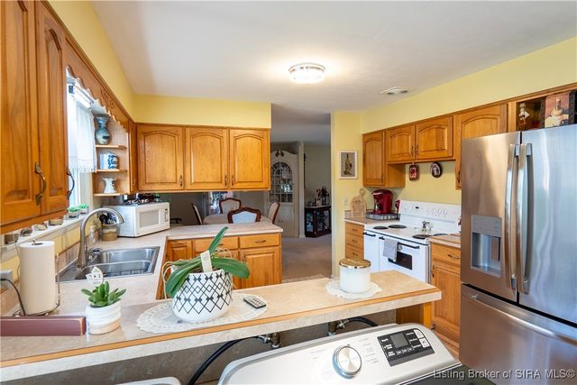 1062 E State Road 256, Austin, IN 47102