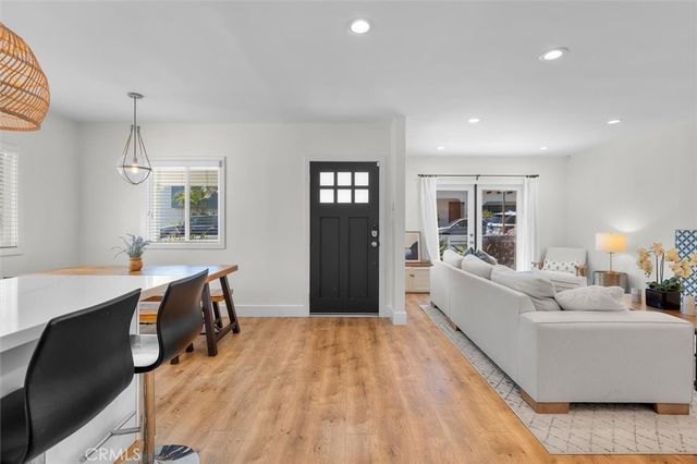 1430 Bonnie Brae, Hermosa Beach, CA 90254
