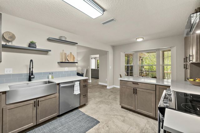 3253 Turtle Creek Rd, St Augustine, FL 32086