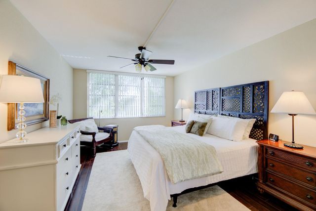 804 Cypress Grove Ln 302, Pompano Beach, FL 33069