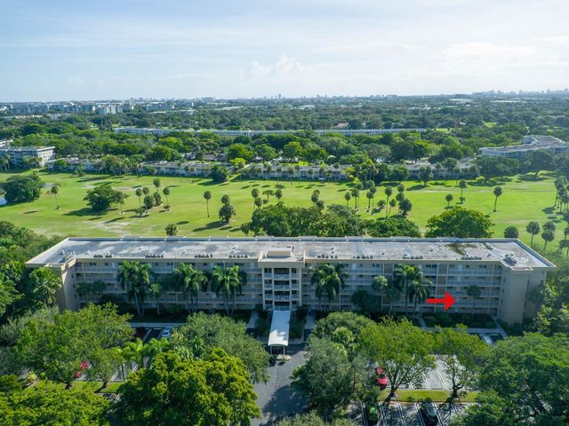 804 Cypress Grove Ln 302, Pompano Beach, FL 33069