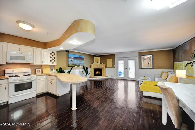 75 E Washington Street, Long Branch, NJ 07740