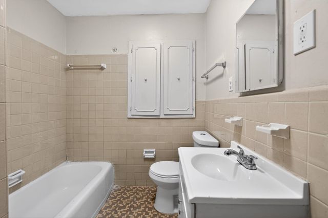 3220 CHRISTINE RD, Memphis, TN 38118