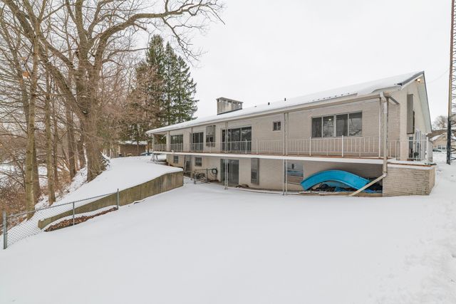 1017 Azaleamum Drive, Three Rivers, MI 49093