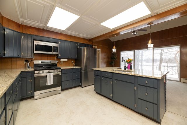 1017 Azaleamum Drive, Three Rivers, MI 49093