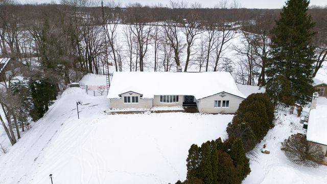 1017 Azaleamum Drive, Three Rivers, MI 49093