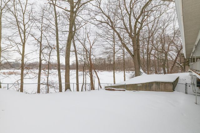 1017 Azaleamum Drive, Three Rivers, MI 49093