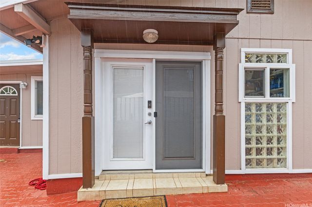 84-561 Manuku Street, Waianae, HI 96792