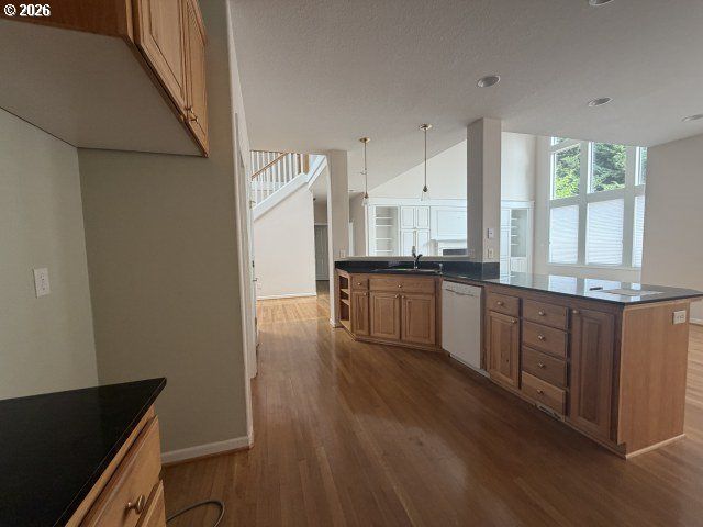 17115 Sw SOREN Ct, Beaverton, OR 97007