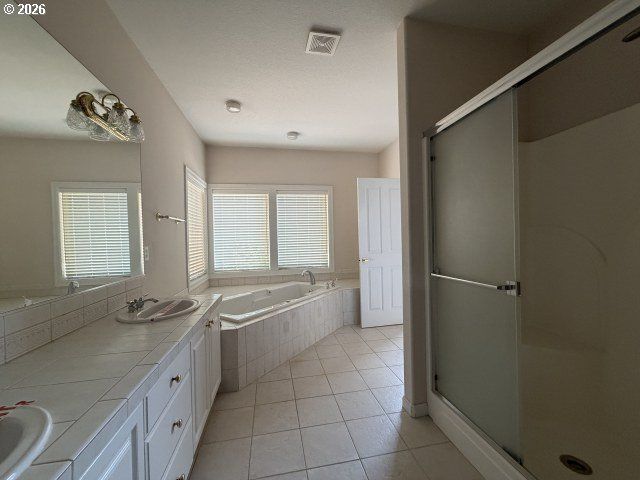 17115 Sw SOREN Ct, Beaverton, OR 97007