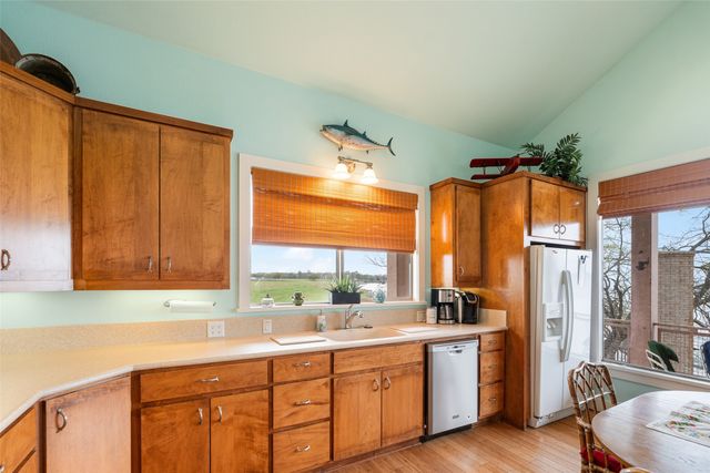 133 Forest Ridge Road, Trinidad, TX 75163