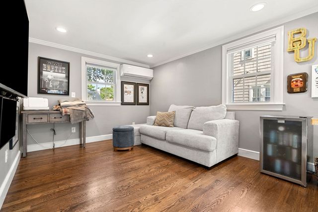 53 Sargent Rd, Swampscott, MA 01907